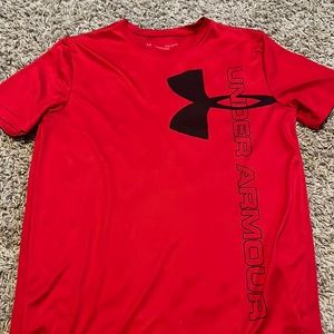 red under armor shirt